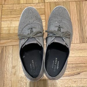 Cole Haan Womens Grey Suede Shoes size 6.5